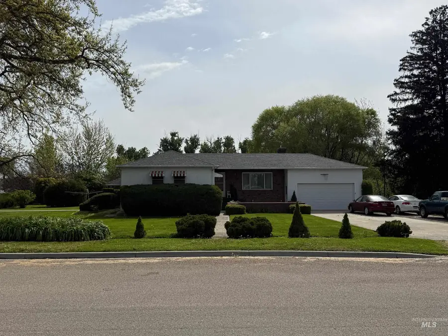 502 N Hawthorn Ave, Middleton, ID 83644 - #2