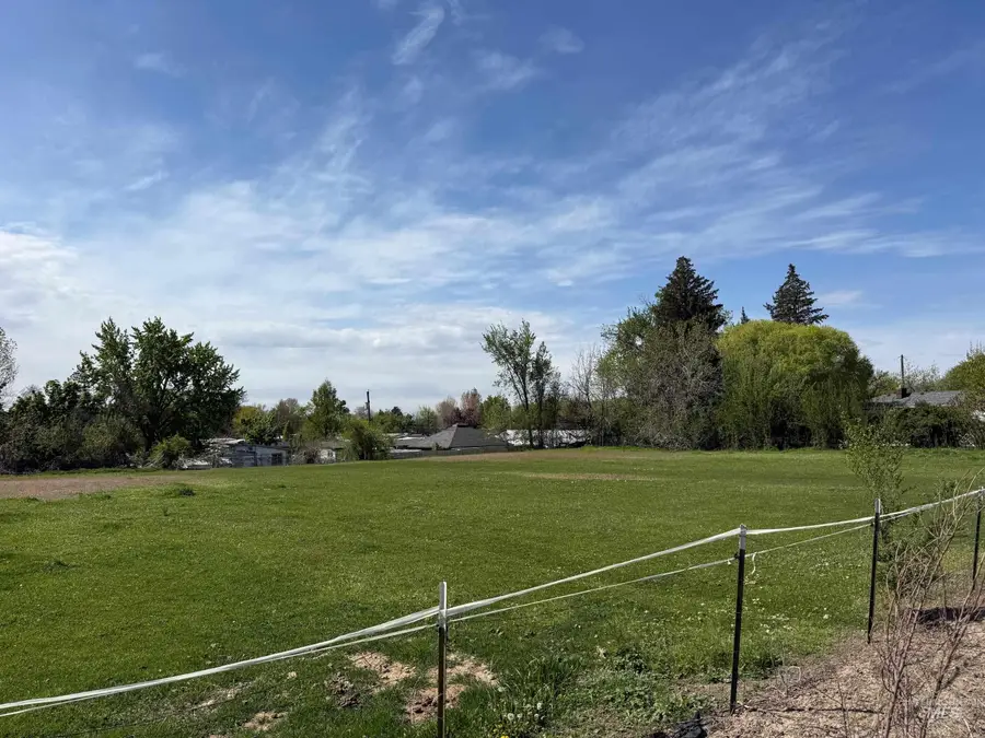 6 Minot St, Middleton, ID 83644 - #2