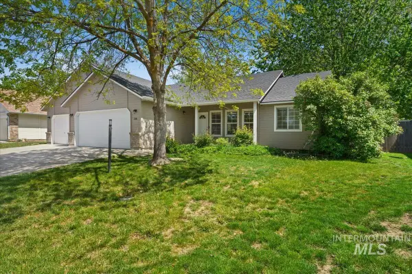 316 S Cobblestone, Eagle, ID 83616