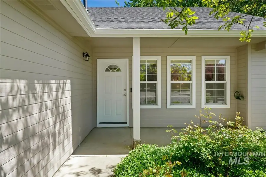 316 S Cobblestone, Eagle, ID 83616 - #3