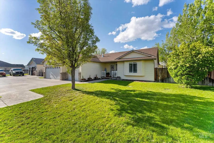 1230 NW Pintail, Mountain Home, ID 83647 - #3