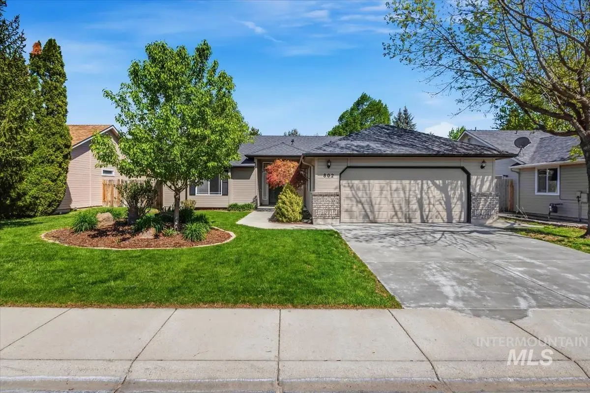 802 N Echohawk Way, Eagle, ID 83616 - #1