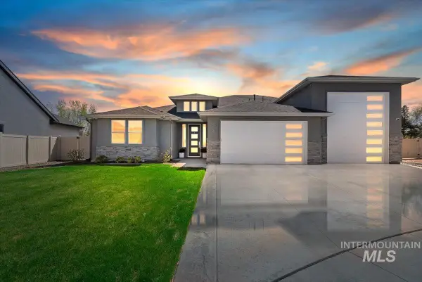 2889 E Columbus River Court, Nampa, ID 83686