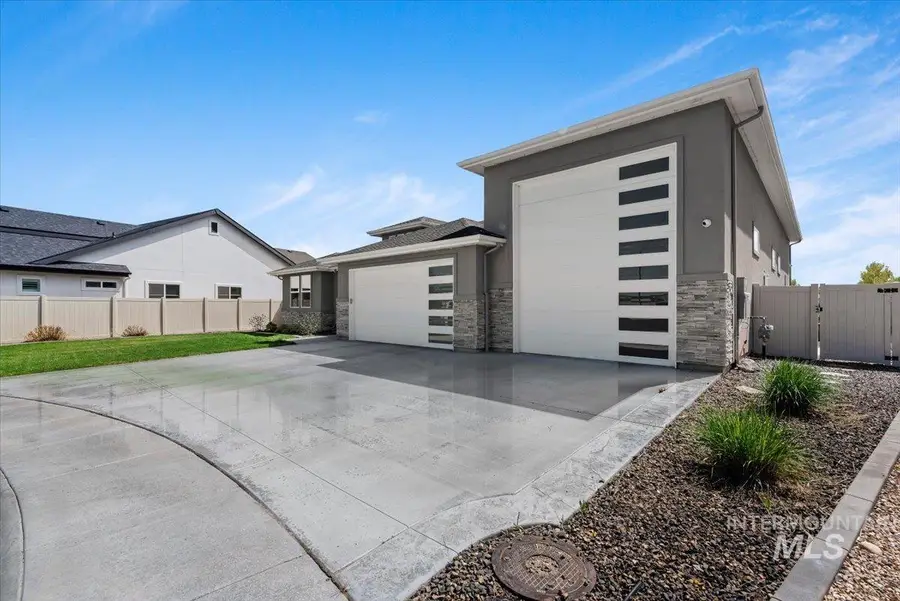 2889 E Columbus River Court, Nampa, ID 83686 - #3