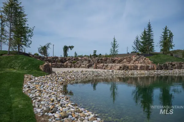 3718 N Harvest Moon Way, Eagle, ID 83616