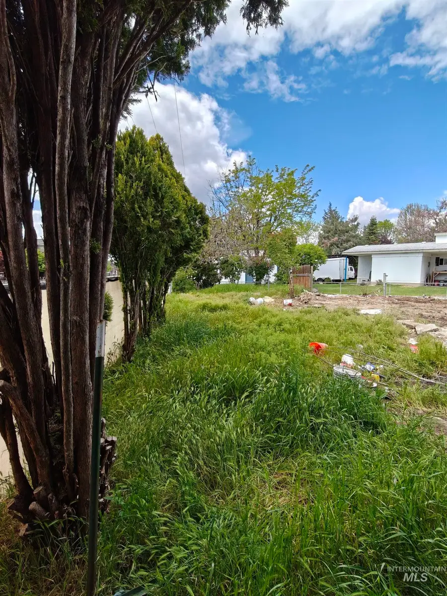 3733 S Kingsland, Boise, ID 83712 - #3
