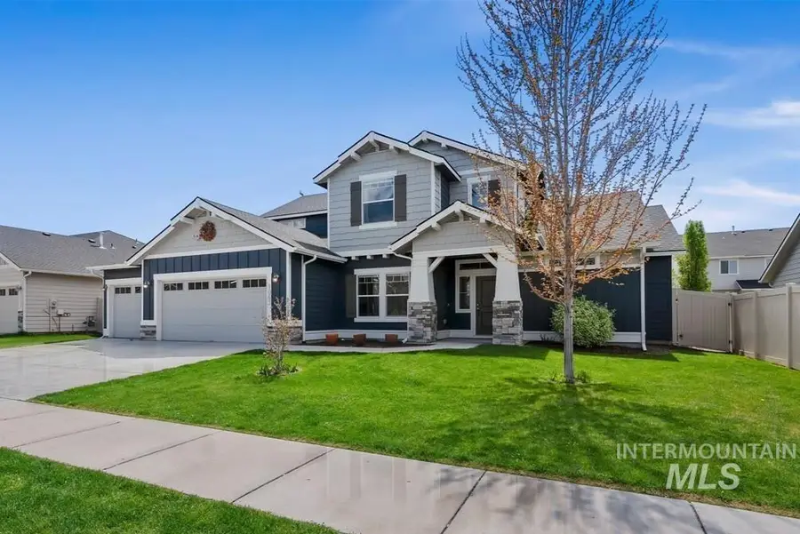 1063 E Italy St, Meridian, ID 83642 - #2
