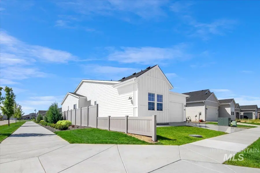 8651 W Stillmore St, Star, ID 83669 - #3