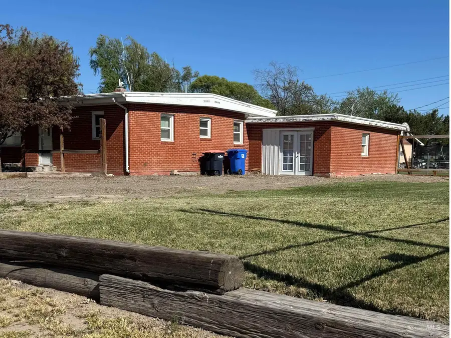 1937 E 4th Ave, Twin Falls, ID 83301 - #3