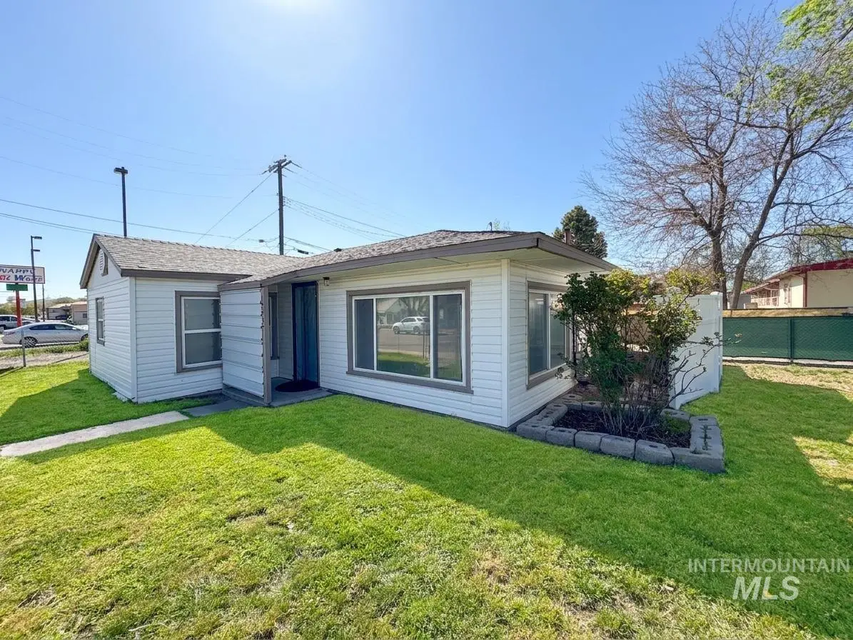 1245 American Legion Blvd, Mountain Home, ID 83647 - #1