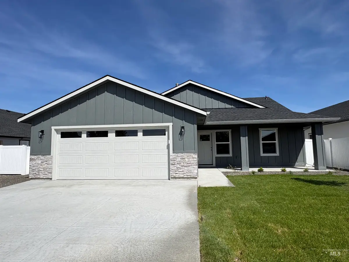 310 N. 11th. St., Parma, ID 83660 - #1