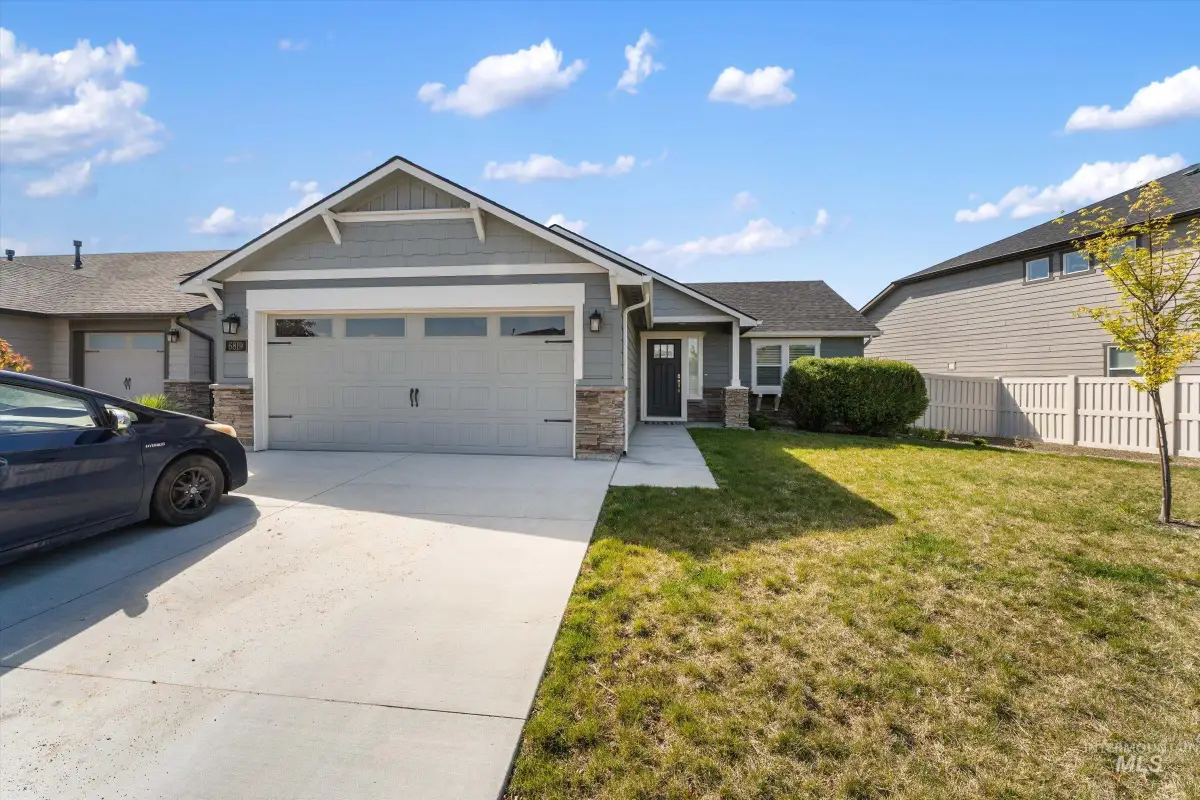 6819 S Maverick Way, Boise, ID 83709 - #1