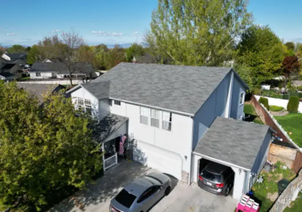 2400 N Hawaiian Hawk Pl, Kuna, ID 83634