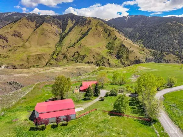 213 Little Salmon Overlook, Pollock, ID 83547