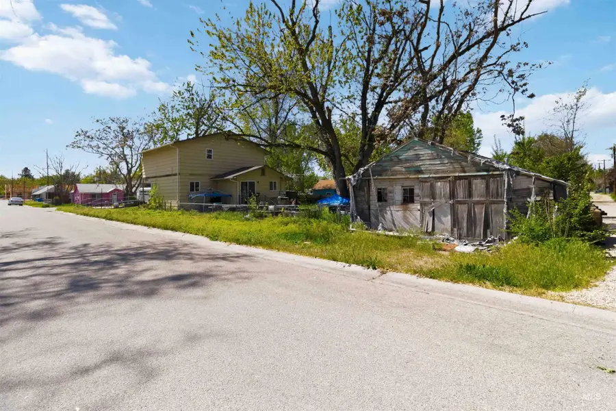 903 N Manville St, Boise, ID 83706 - #2