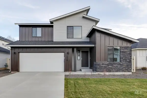 6608 W Plateau Creek Dr, Meridian, ID 83646