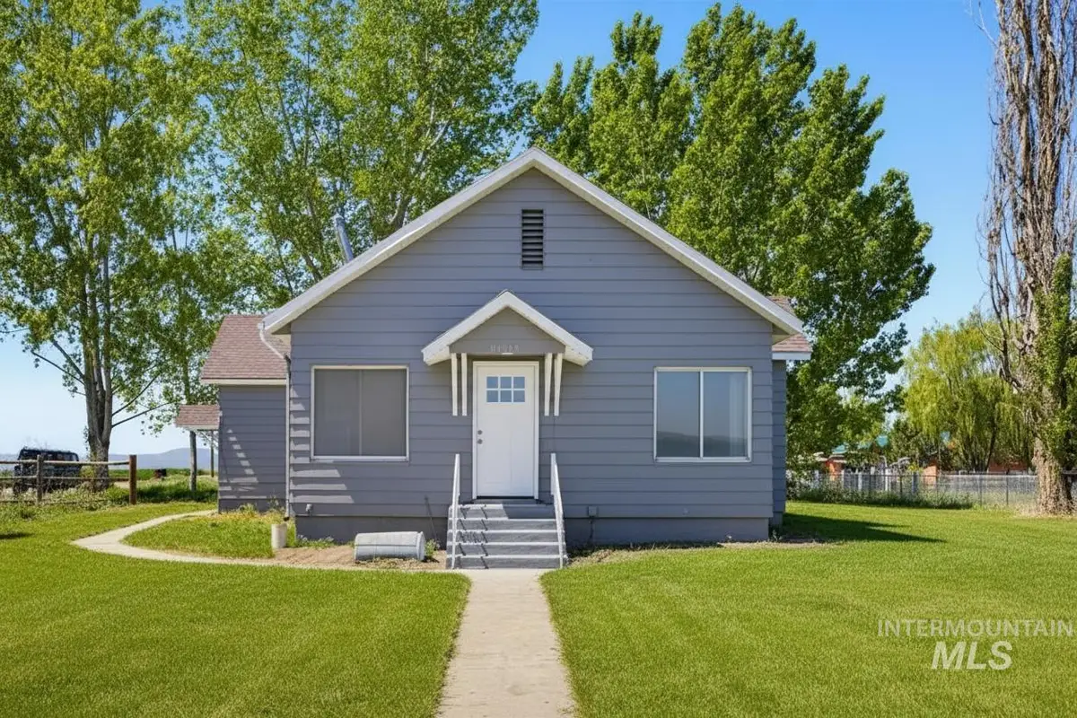 30013 Apple Val Rd, Parma, ID 83660 - #1