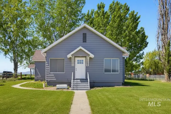 30013 Apple Val Rd, Parma, ID 83660