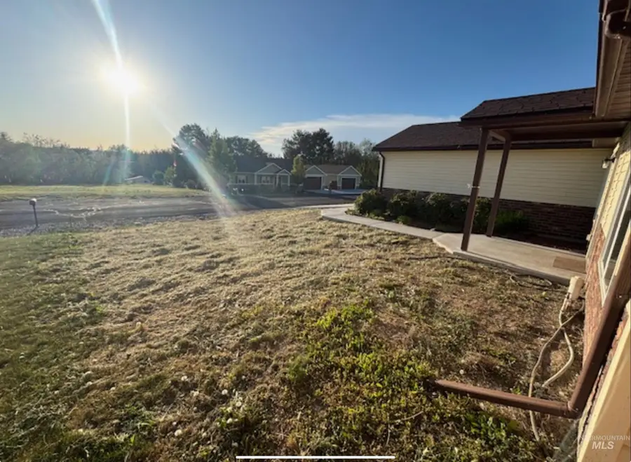 200 River Rock Place, Hagerman, ID 83332 - #3