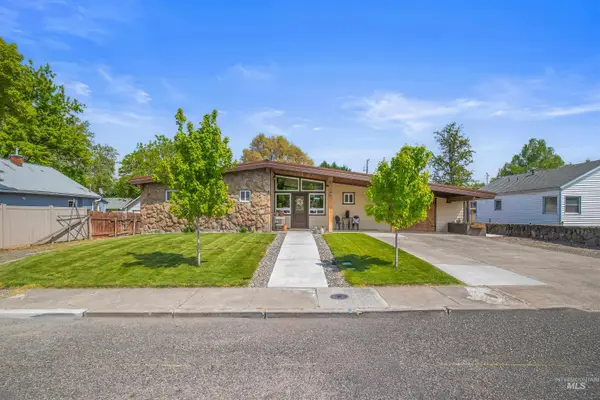 1221 9th Street, Clarkston, WA 99403