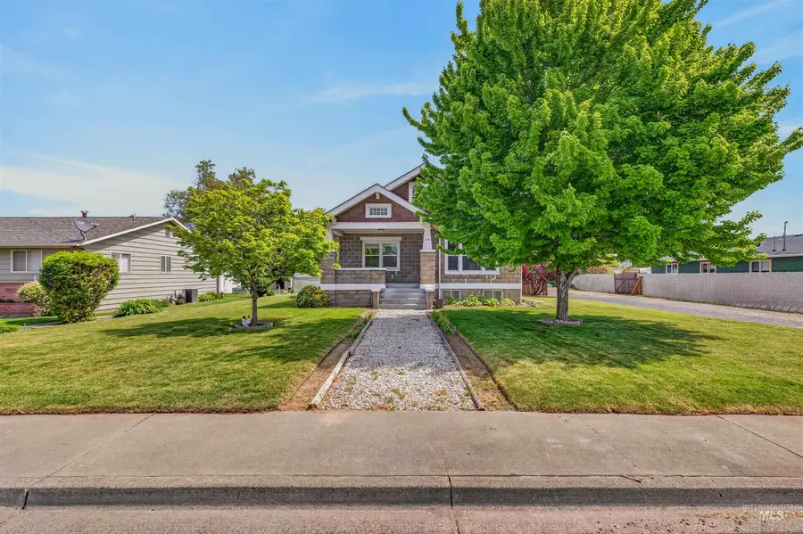1439 10th Street, Clarkston, WA 99403 - #2