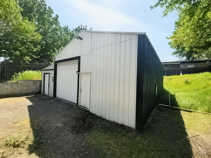 1429 Maple St., Clarkston, WA 99403 - #3