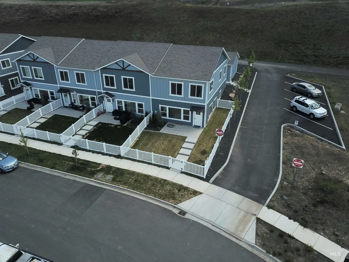 1215 Edington Ave, Moscow, ID 83834 - #1