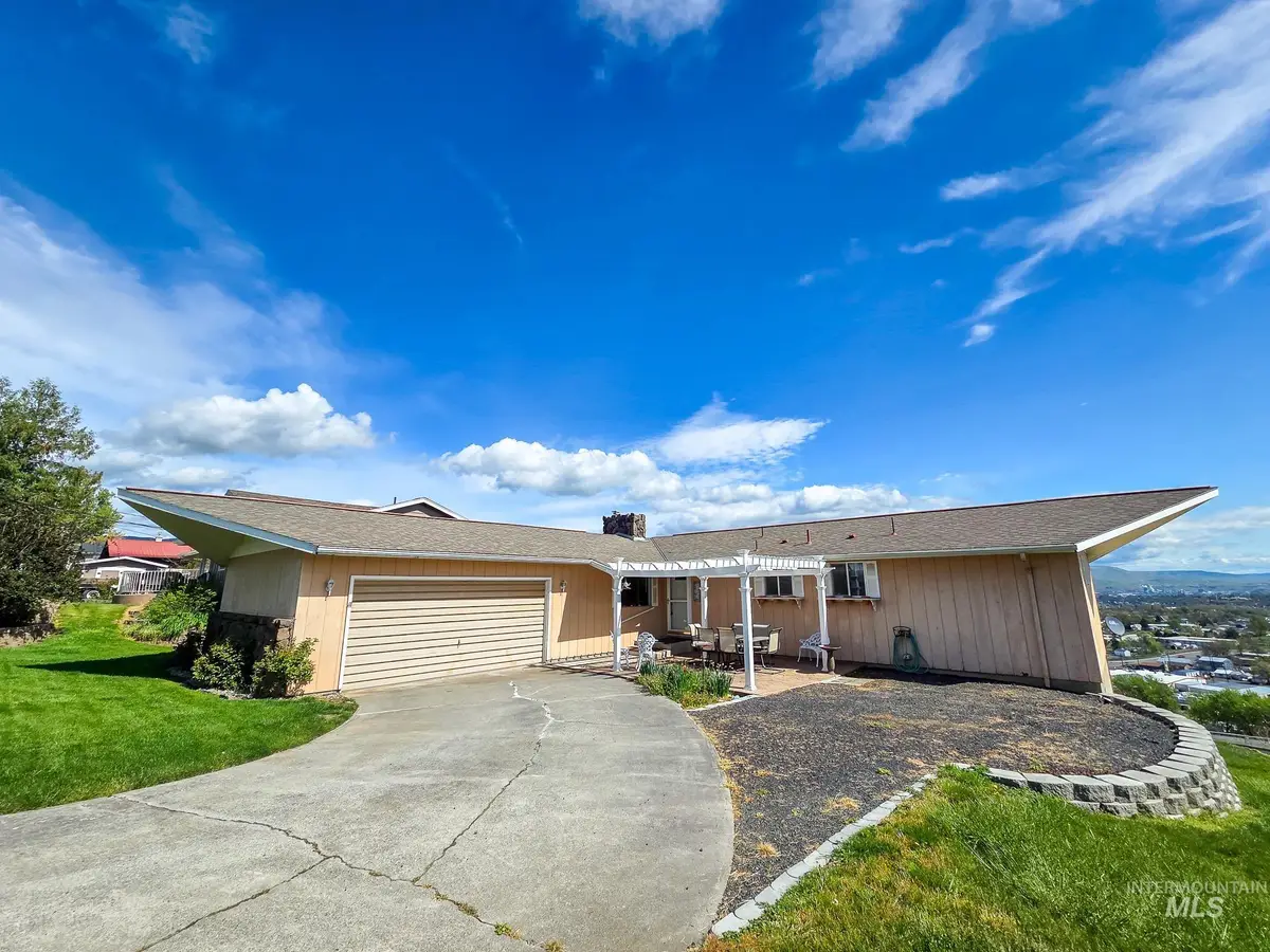 1808 Valleyview, Clarkston, WA 99403 - #1