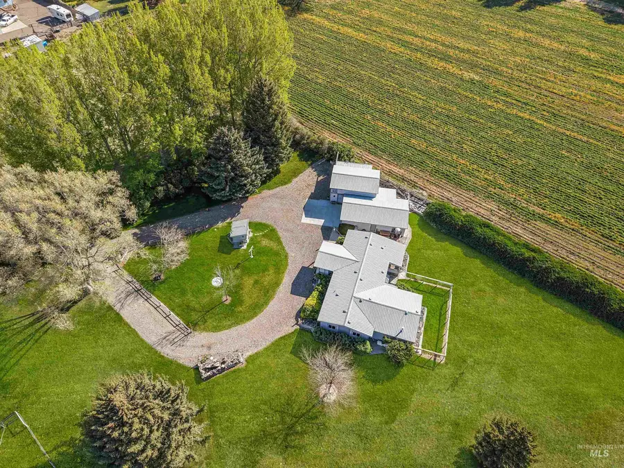 141 Hilltop Ct, Burley, ID 83318 - #2