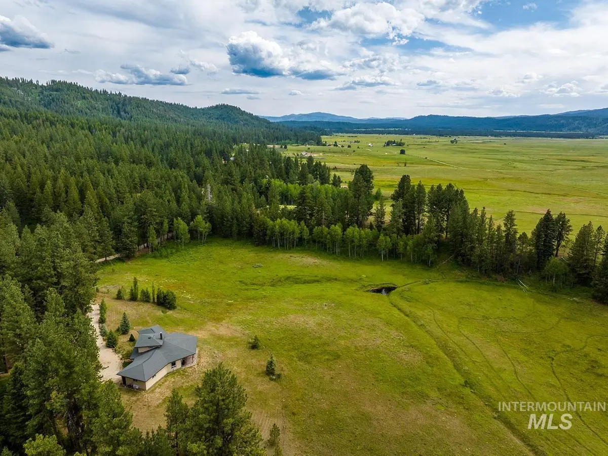 10885 Callender Road, Cascade, ID 83611 - #1