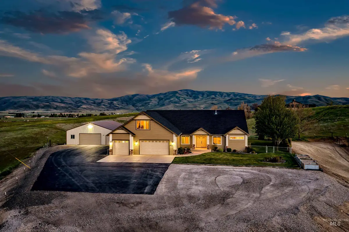 5880 Sweet Ola Hwy, Sweet, ID 83670 - #1