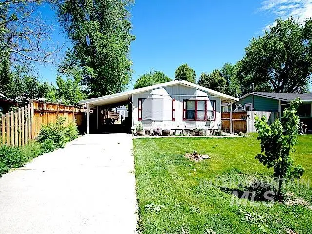 1386 W 3rd Street, Weiser, ID 83672 - #1