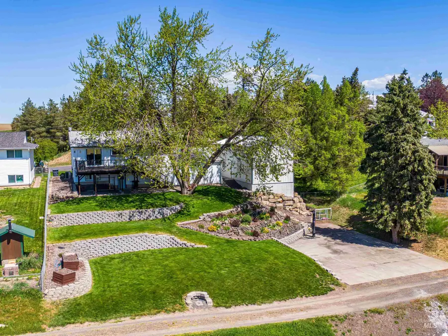 135 W Persimmon, Genesee, ID 83832 - #3