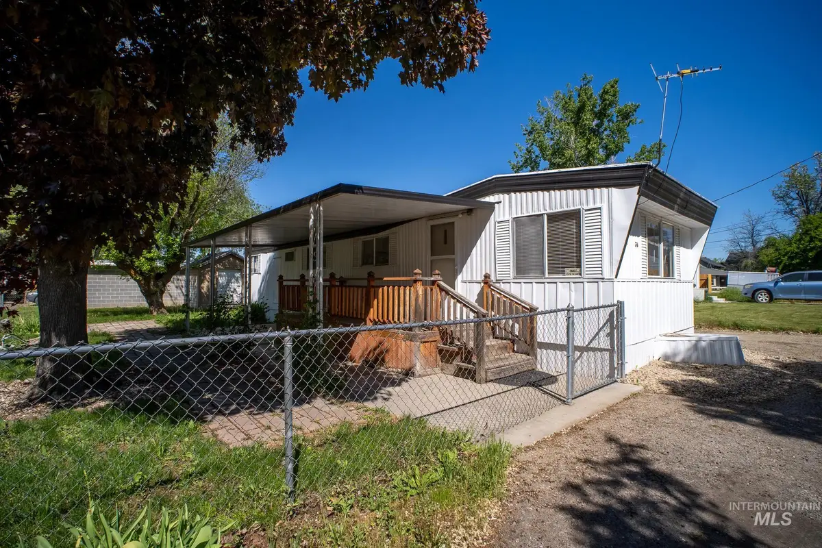 3037 N Kimball St #34, Boise, ID 83704 - #1