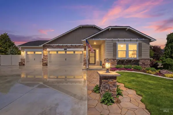 802 W Dallan Woods Way, Nampa, ID 83686