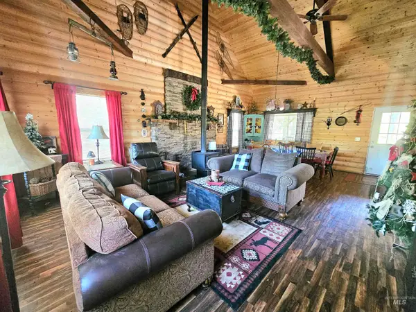 22584 Meadows Lane, Winchester, ID 83555