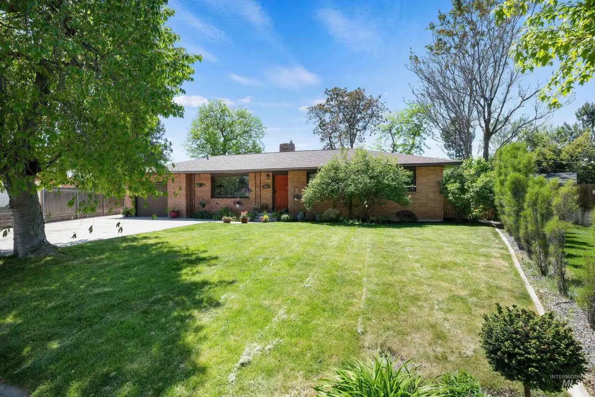 7433 W Westwood Dr, Boise, ID 83704 - #1