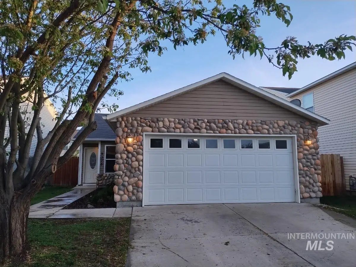 9375 W Hearthside Dr, Boise, ID 83709 - #1
