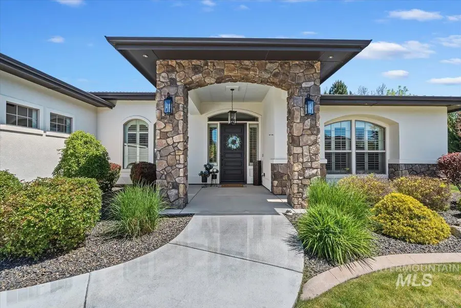 2036 N Bella Strada Way, Eagle, ID 83616 - #2