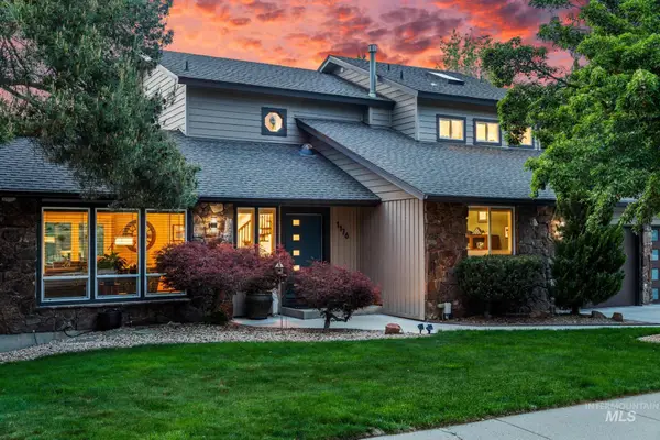 1176 E Harcourt Dr, Boise, ID 83702