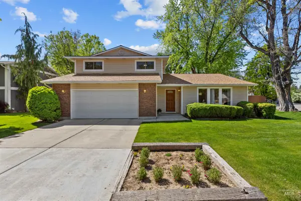 10493 W Summerwind Dr, Boise, ID 83704