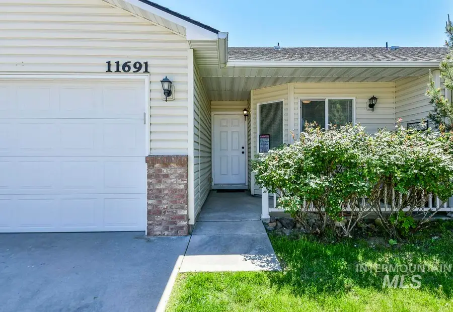 11691 W Blueberry Ave, Nampa, ID 83651 - #2