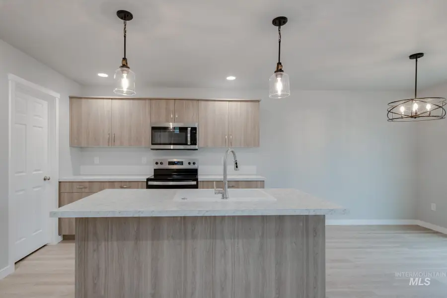 25 S Sweetgrass Pl, Nampa, ID 83651 - #3