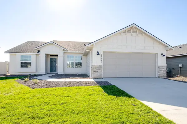 895 Thunderbolt St, Mountain Home, ID 83647