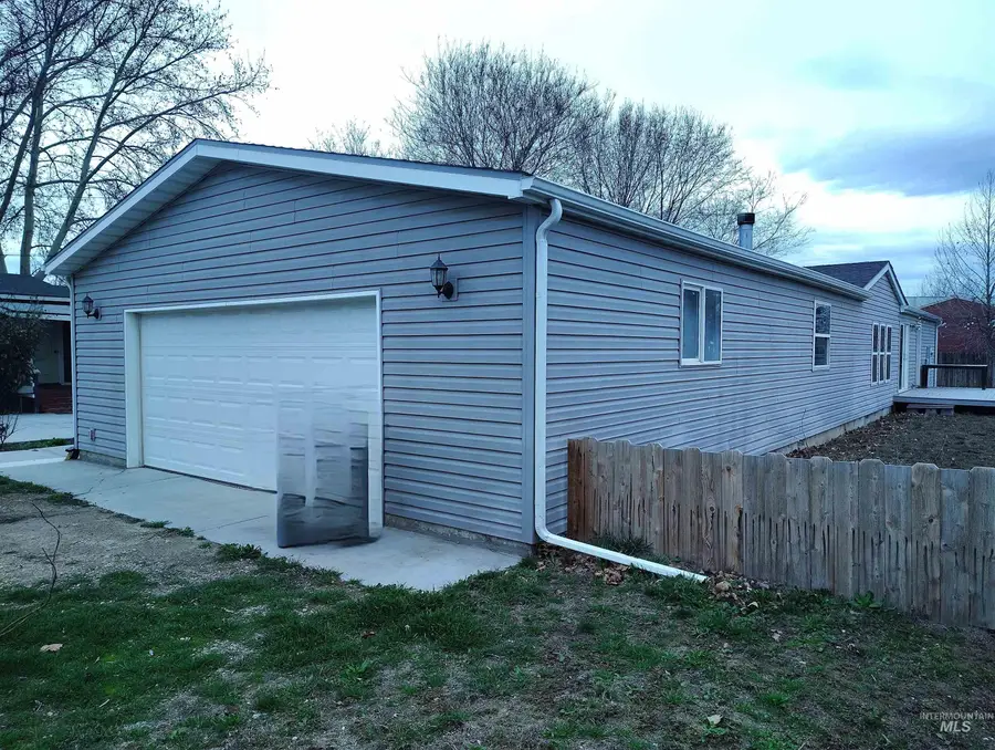 134 1st Street, Nampa, ID 83687 - #3