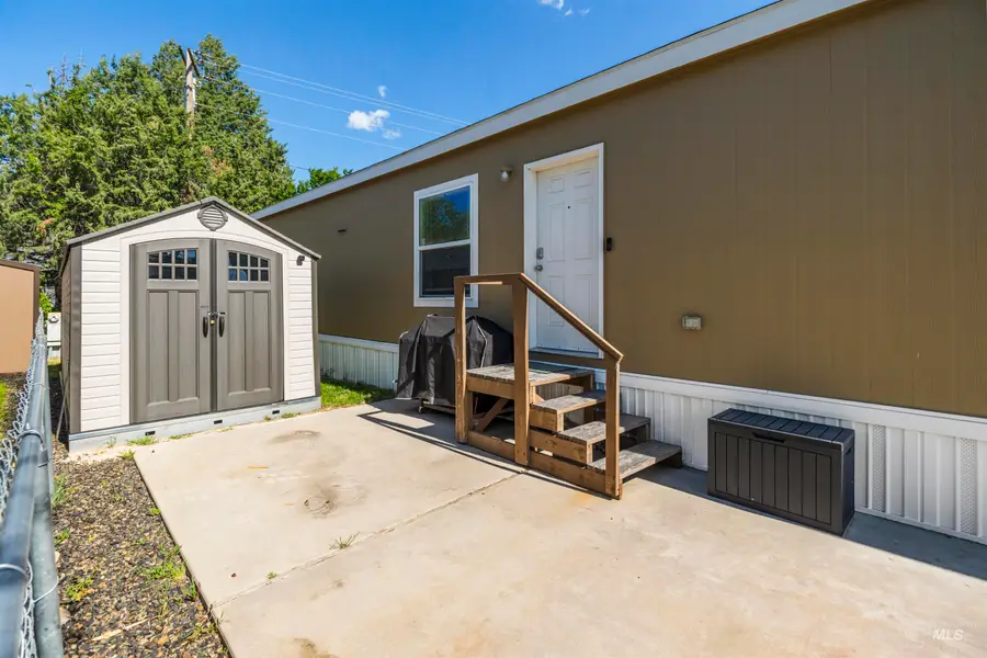 424 W Cherry, Meridian, ID 83642 - #2