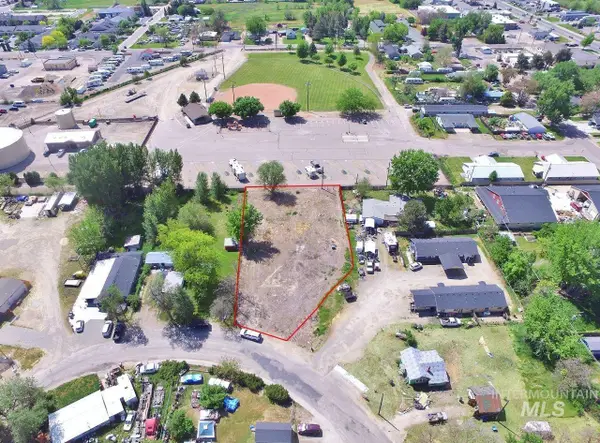 919 S Wardwell Ave, Emmett, ID 83617
