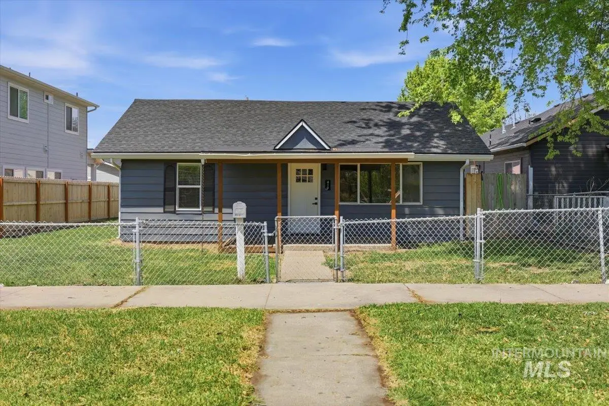 419 15th Ave N, Nampa, ID 83687 - #1