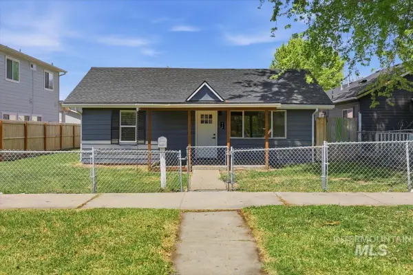 419 15th Ave N, Nampa, ID 83687