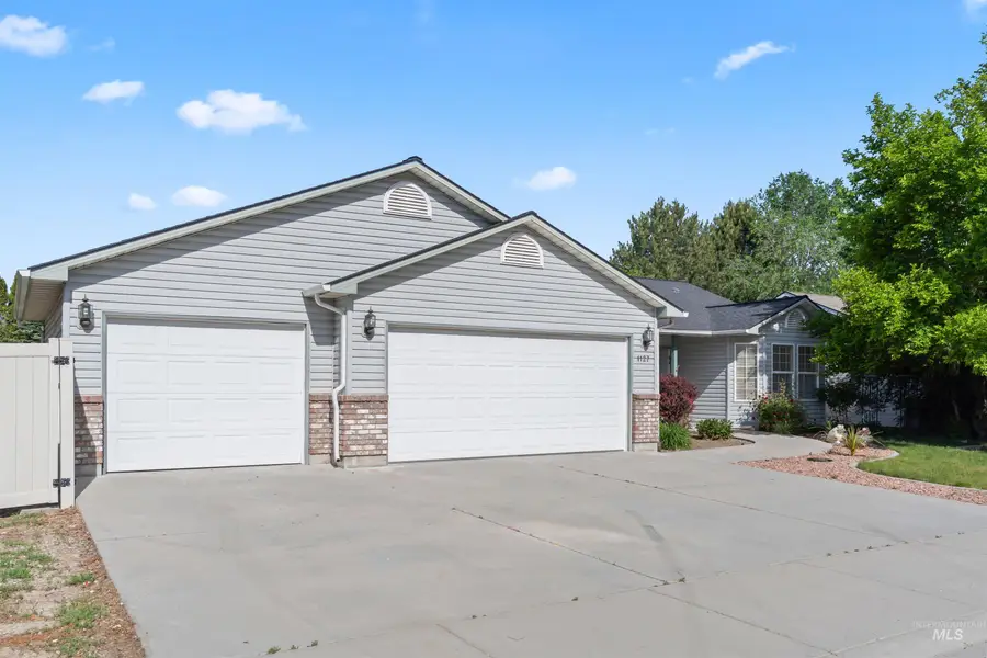 1127 N Lightning, Meridian, ID 83642 - #2